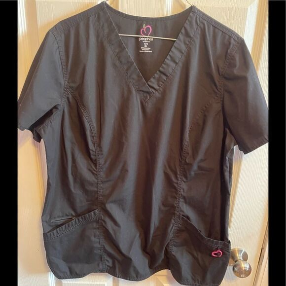 Scrub set.  Top XL.  Pants M tall - Picture 2 of 8